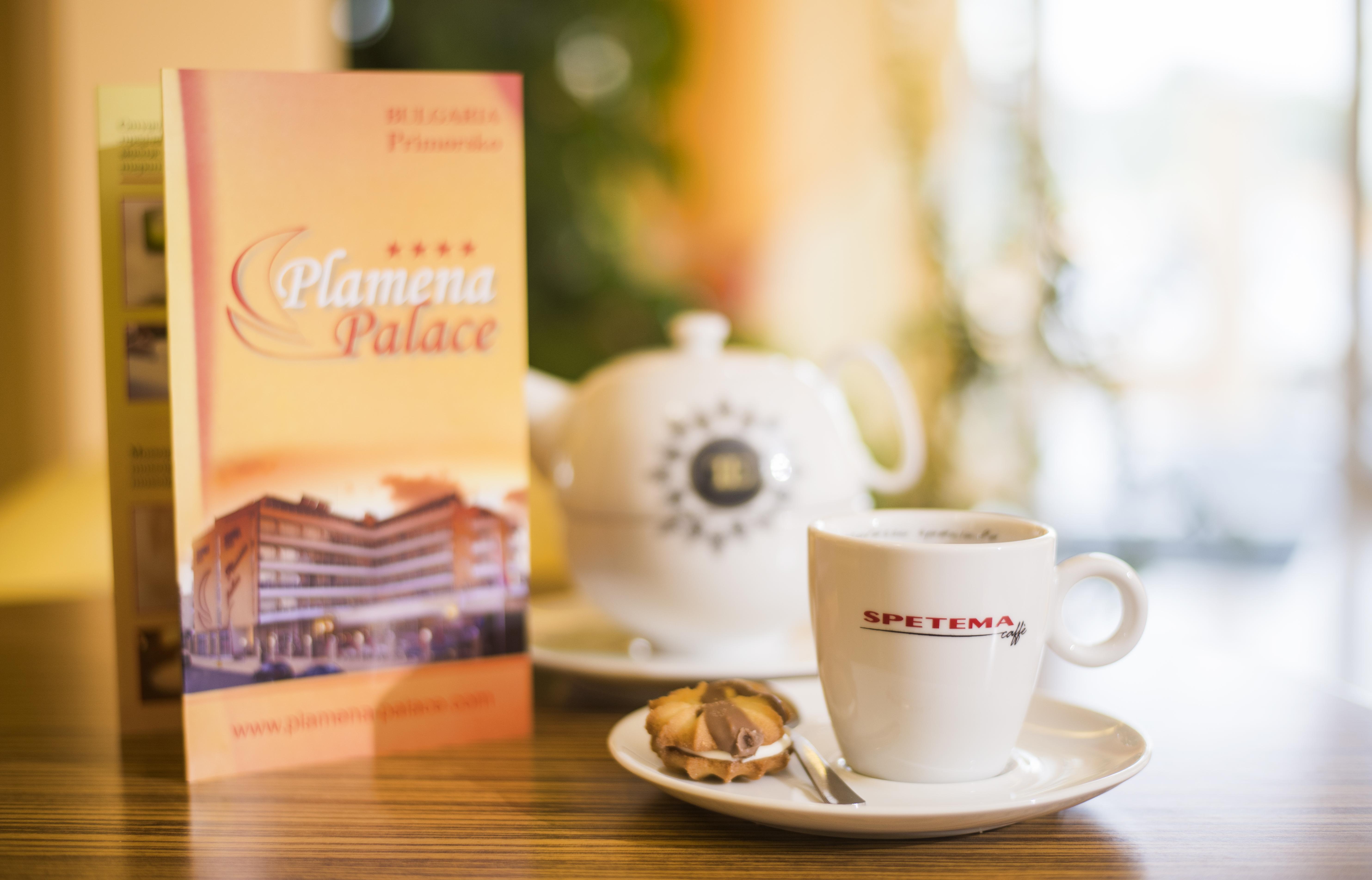 Hotel Plamena Palace Primorsko Exteriör bild