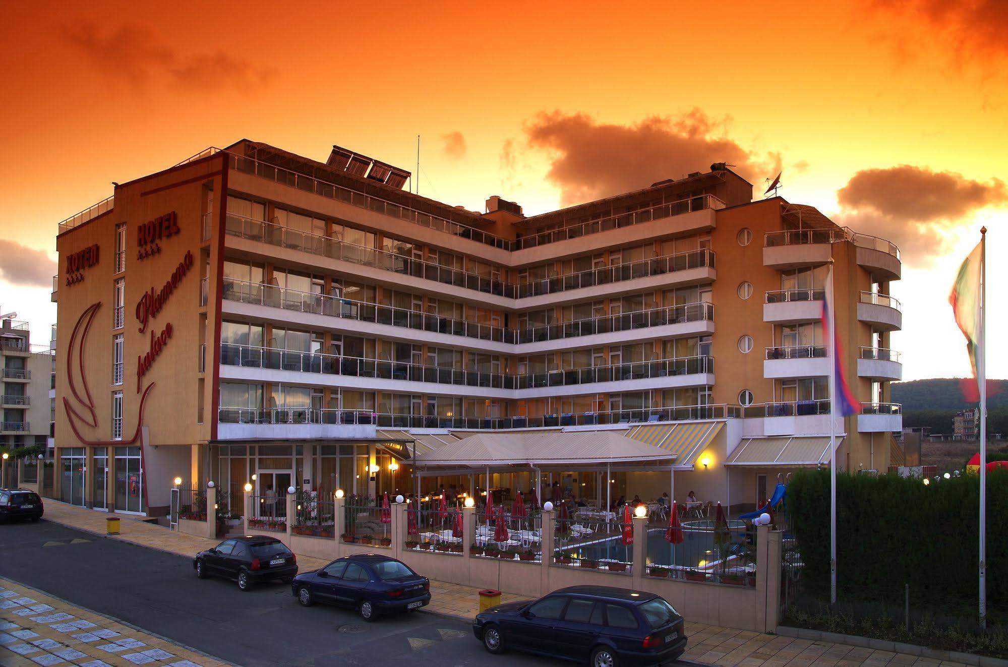 Hotel Plamena Palace Primorsko Exteriör bild